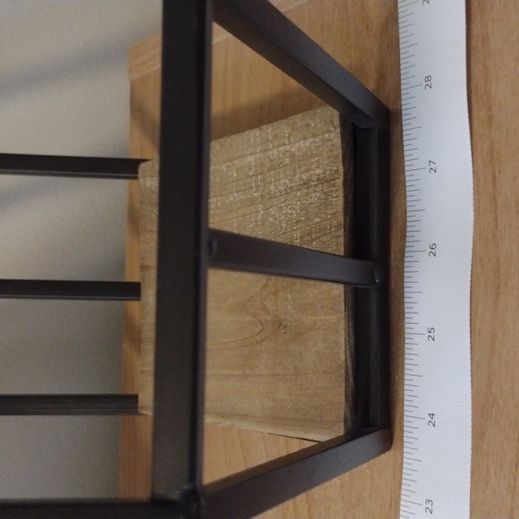 NWT 10 inch hexagon shelf - Picture 4 of 7